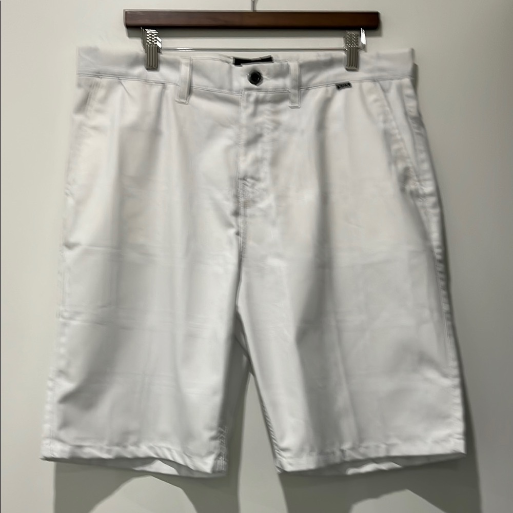 Hurley Men's White Flat Front Shorts, Front and Back Pockets, SZ 36